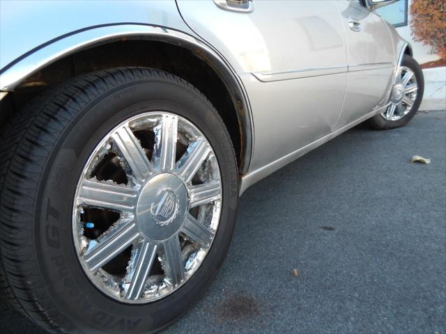 used 2007 Cadillac DTS car, priced at $7,495