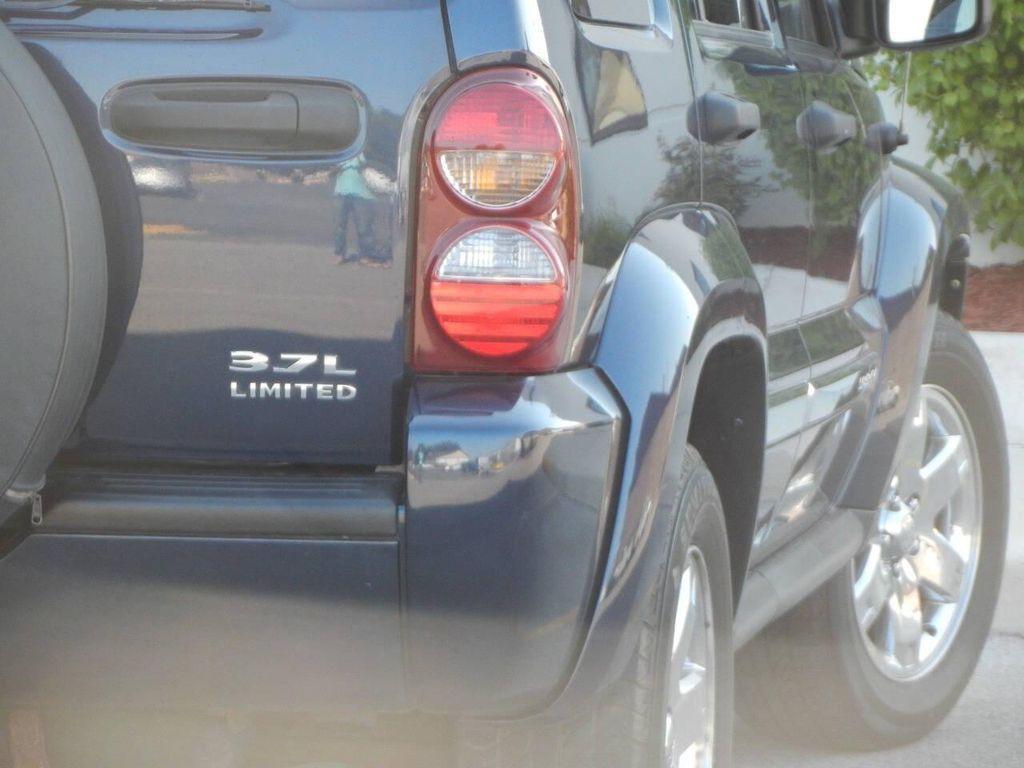 used 2007 Jeep Liberty car, priced at $7,495