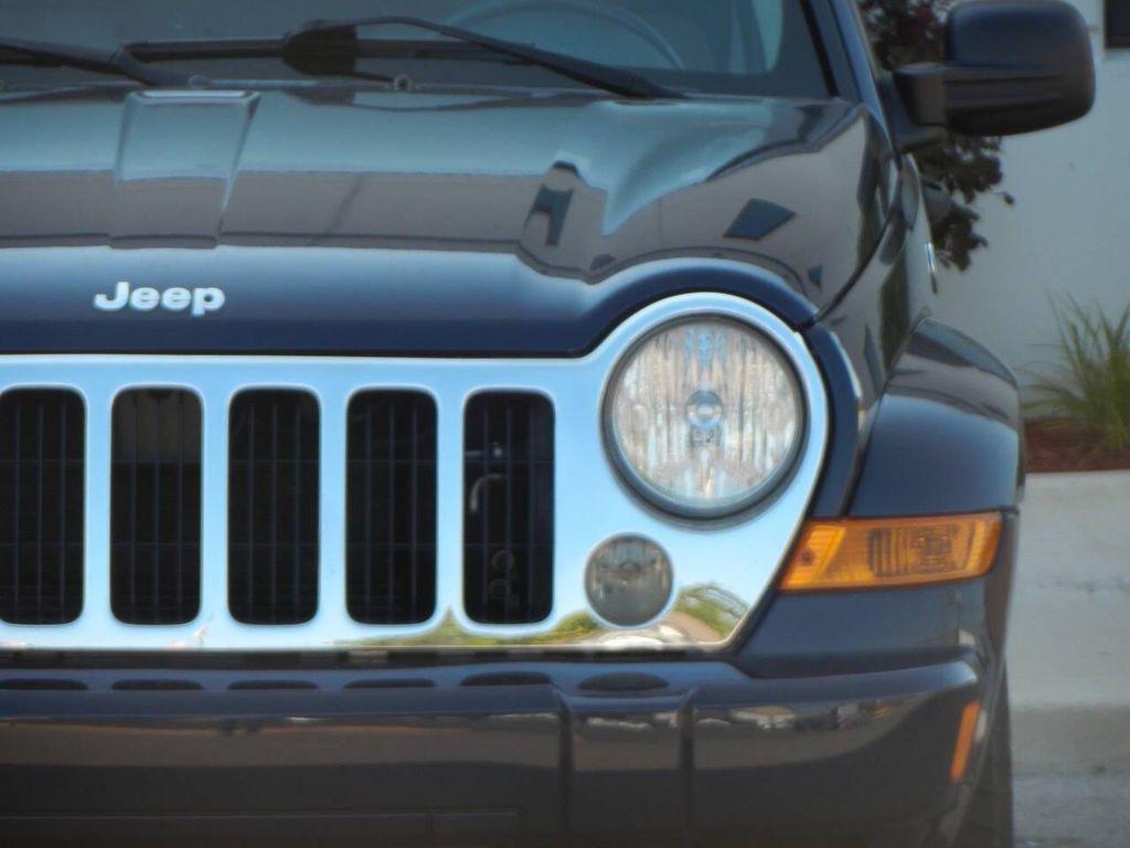 used 2007 Jeep Liberty car, priced at $7,495