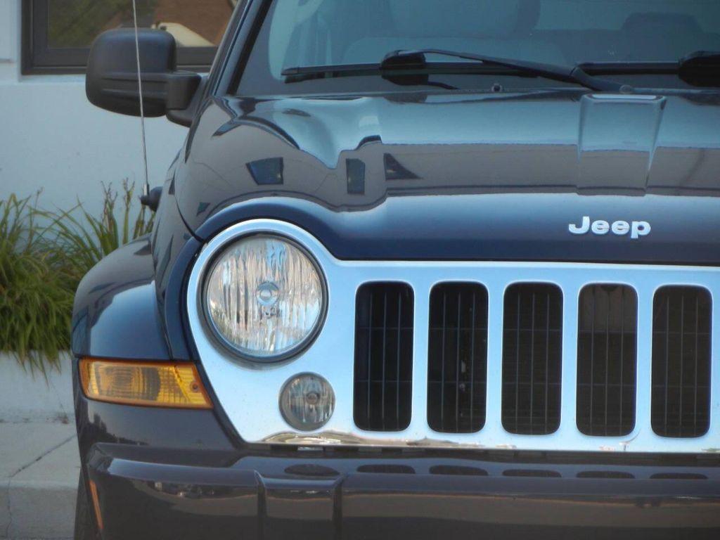 used 2007 Jeep Liberty car, priced at $7,495