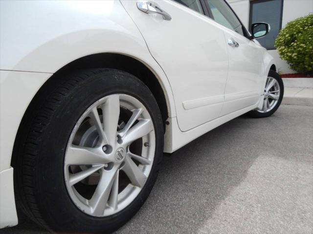 used 2014 Nissan Altima car, priced at $11,995