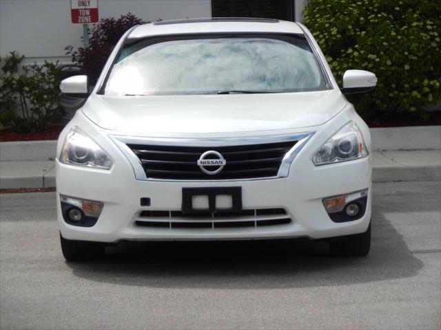 used 2014 Nissan Altima car, priced at $11,995