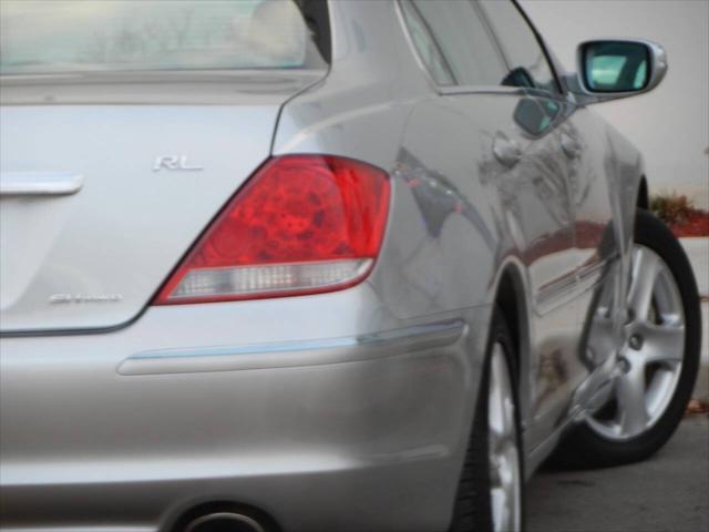 used 2007 Acura RL car, priced at $11,995