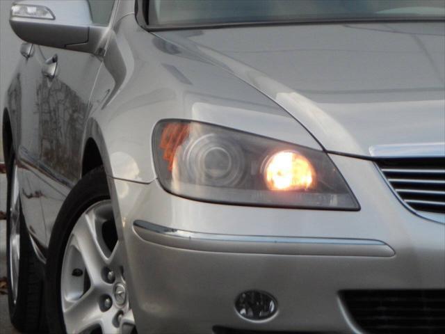 used 2007 Acura RL car, priced at $11,995