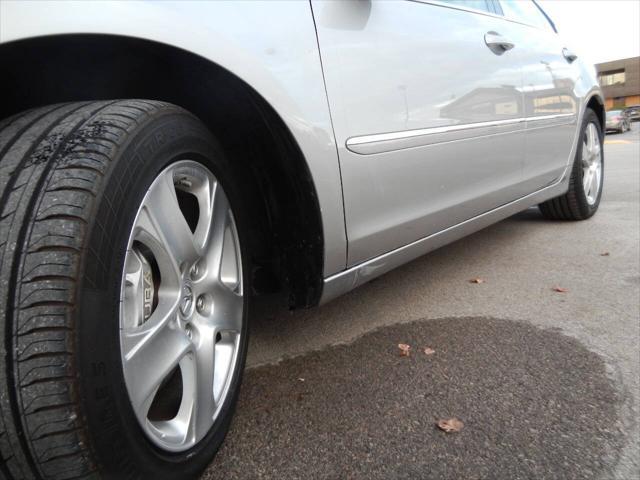 used 2007 Acura RL car, priced at $11,995