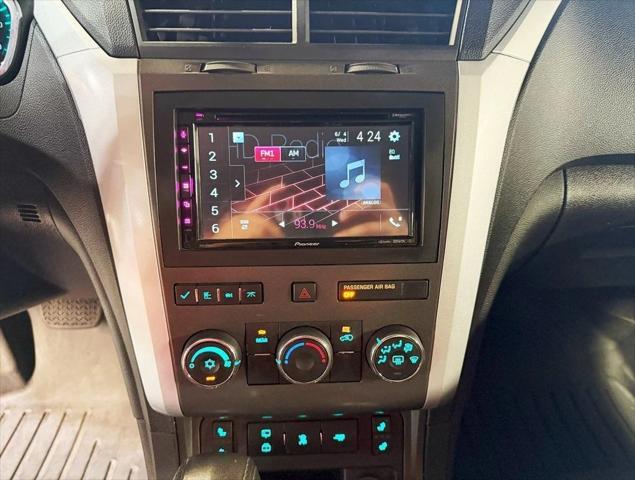 used 2011 Chevrolet Traverse car, priced at $4,950