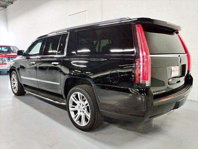 used 2015 Cadillac Escalade ESV car, priced at $27,950