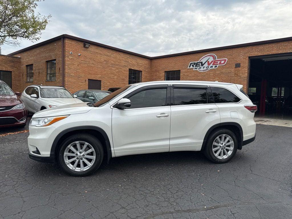 used 2015 Toyota Highlander car, priced at $19,850