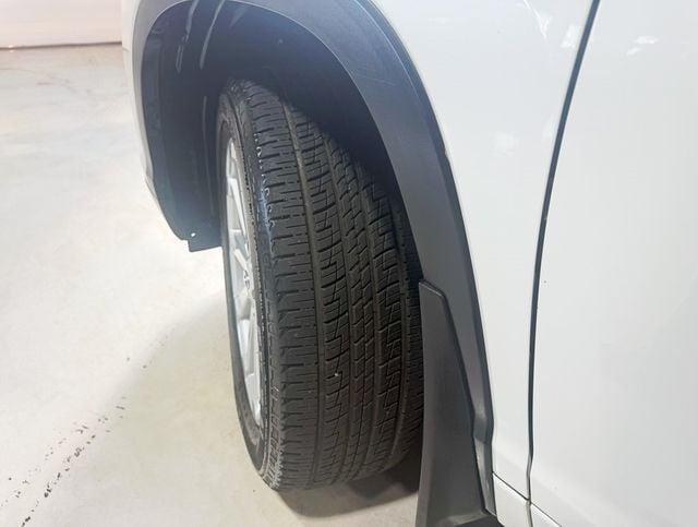 used 2015 Toyota Highlander car, priced at $18,650