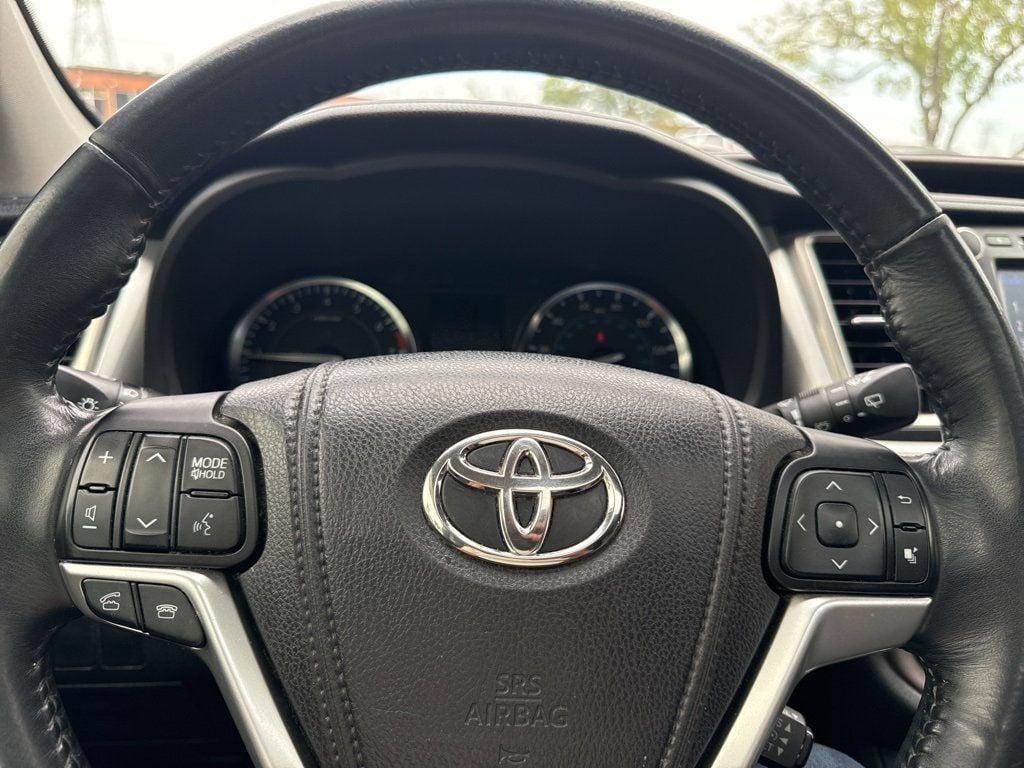 used 2015 Toyota Highlander car, priced at $19,850