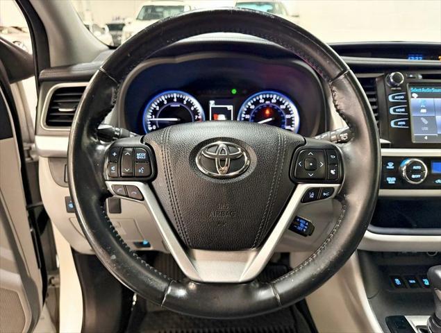 used 2018 Toyota Highlander car, priced at $18,950
