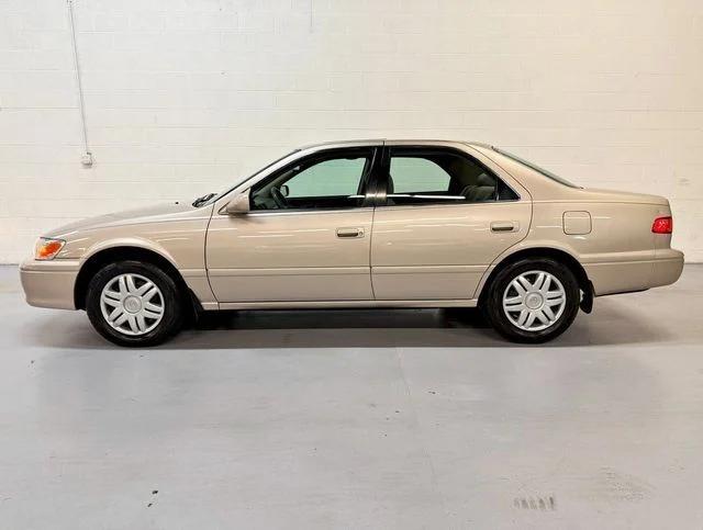 used 2001 Toyota Camry car, priced at $8,950
