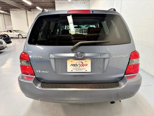 used 2007 Toyota Highlander car, priced at $6,150