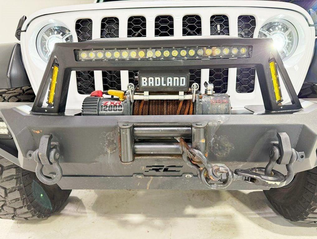 used 2021 Jeep Gladiator car, priced at $27,250