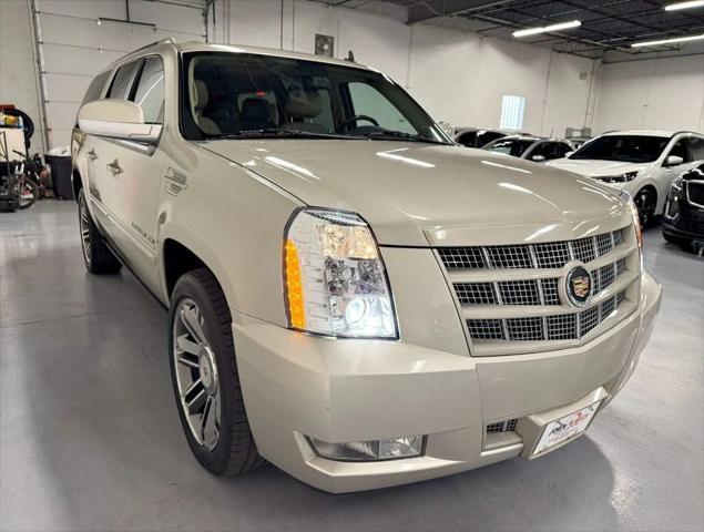 used 2013 Cadillac Escalade ESV car, priced at $13,950