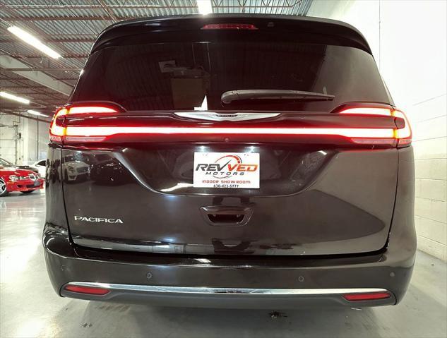 used 2021 Chrysler Pacifica car, priced at $18,950