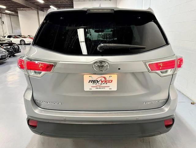 used 2015 Toyota Highlander car, priced at $17,950