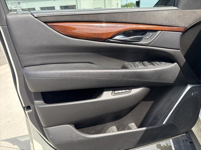 used 2015 Cadillac Escalade car, priced at $23,950