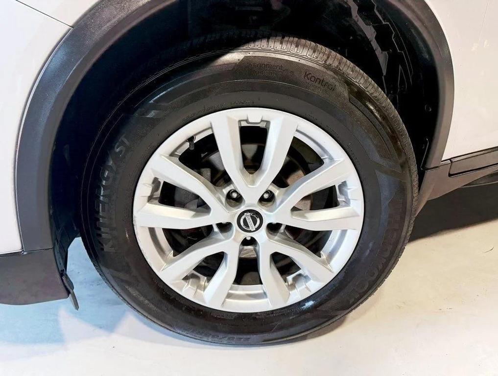 used 2017 Nissan Rogue car, priced at $9,150