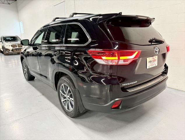 used 2019 Toyota Highlander car, priced at $26,950