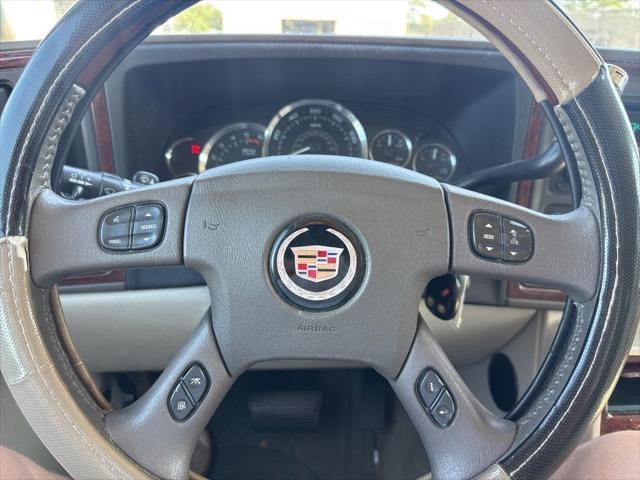 used 2006 Cadillac Escalade car, priced at $7,950
