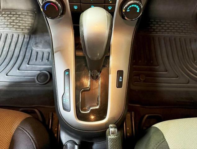 used 2013 Chevrolet Cruze car, priced at $4,450