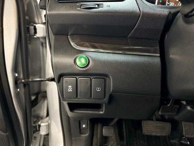 used 2016 Honda CR-V car, priced at $15,950