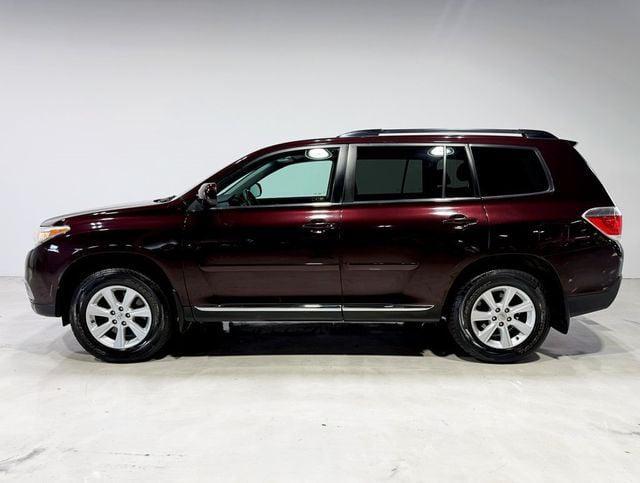 used 2013 Toyota Highlander car, priced at $11,550