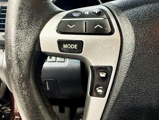 used 2013 Toyota Highlander car, priced at $11,550