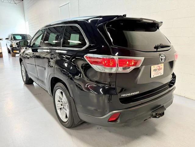 used 2016 Toyota Highlander car, priced at $21,950