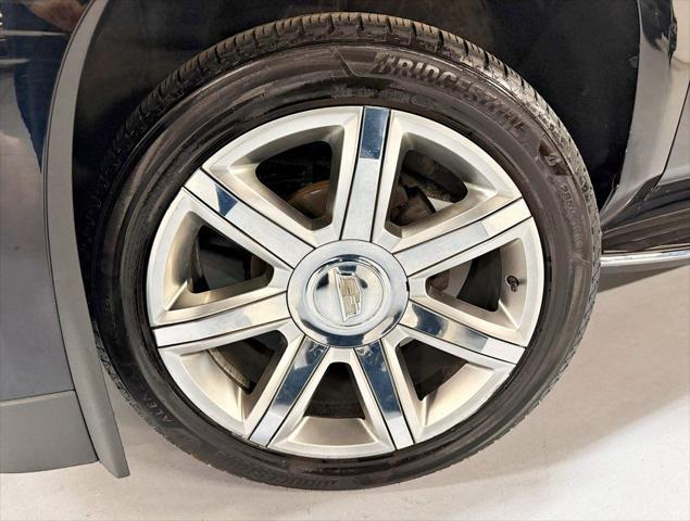 used 2018 Cadillac Escalade ESV car, priced at $25,950