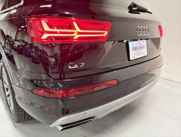 used 2018 Audi Q7 car, priced at $18,450