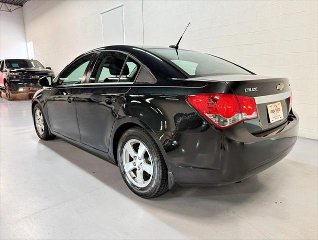 used 2013 Chevrolet Cruze car, priced at $5,950