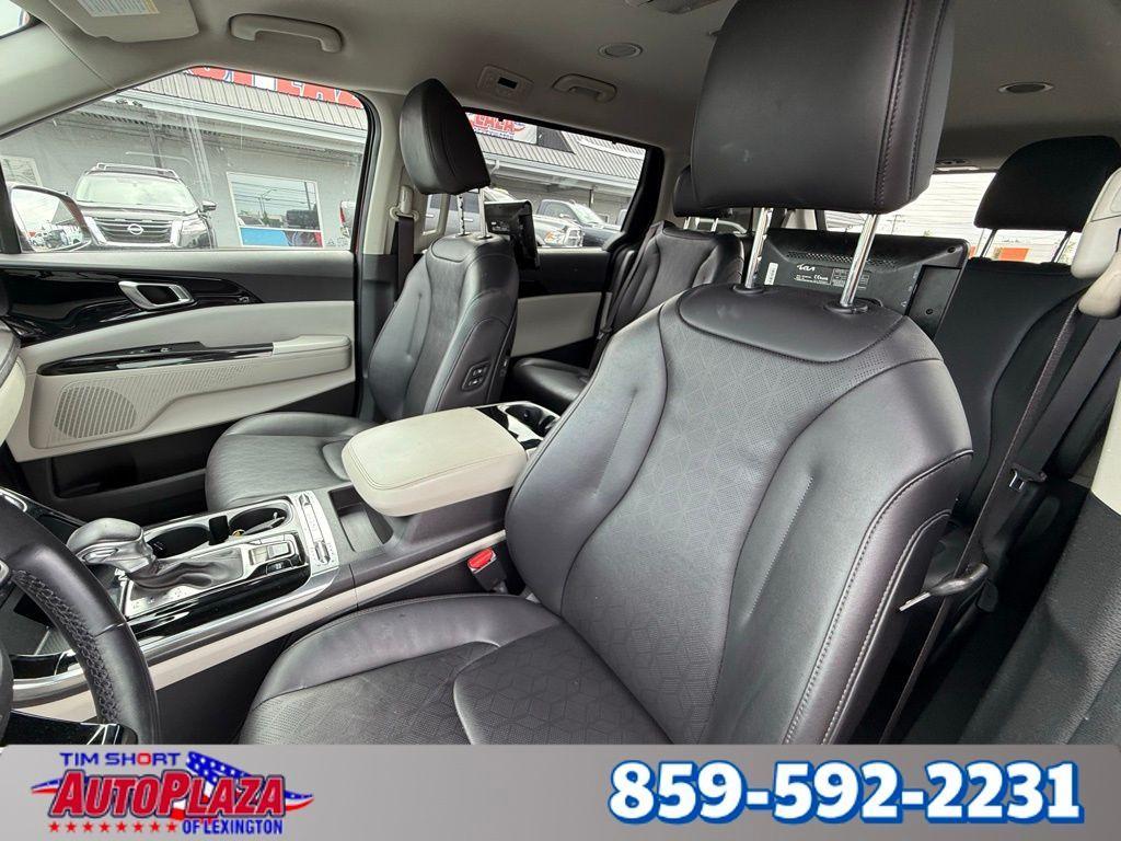 used 2022 Kia Carnival car, priced at $39,007