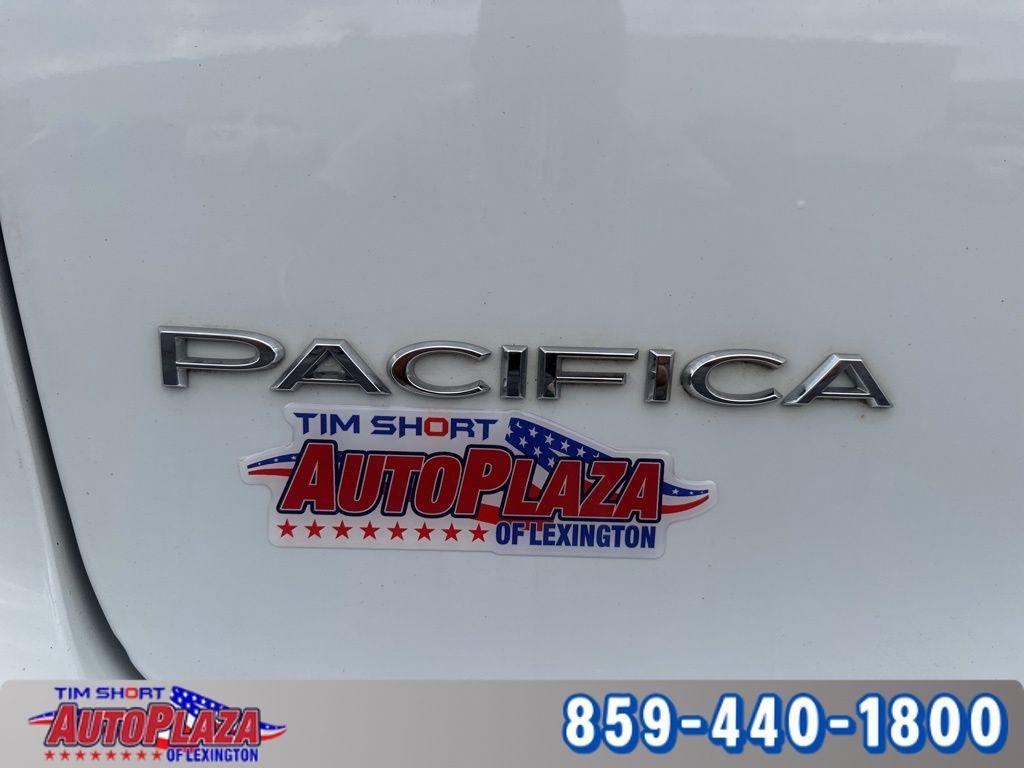 used 2022 Chrysler Pacifica Hybrid car, priced at $28,400