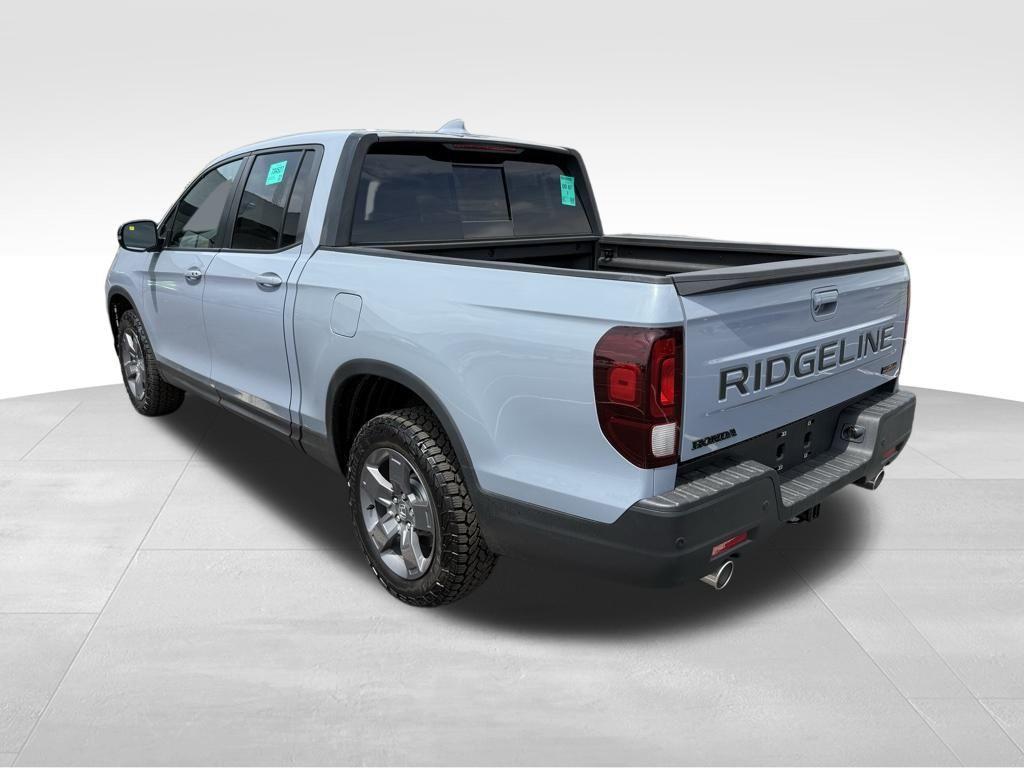 used 2025 Honda Ridgeline car, priced at $45,990