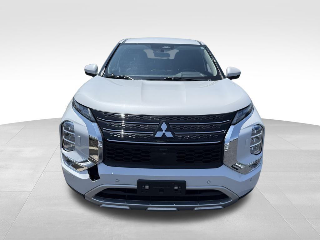 used 2023 Mitsubishi Outlander PHEV car, priced at $25,717