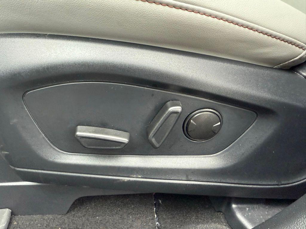 used 2025 Ford Explorer car, priced at $42,063
