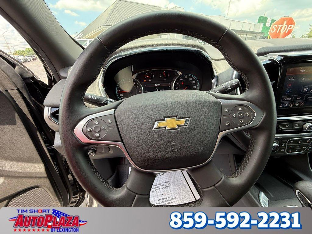 used 2023 Chevrolet Traverse car, priced at $30,500