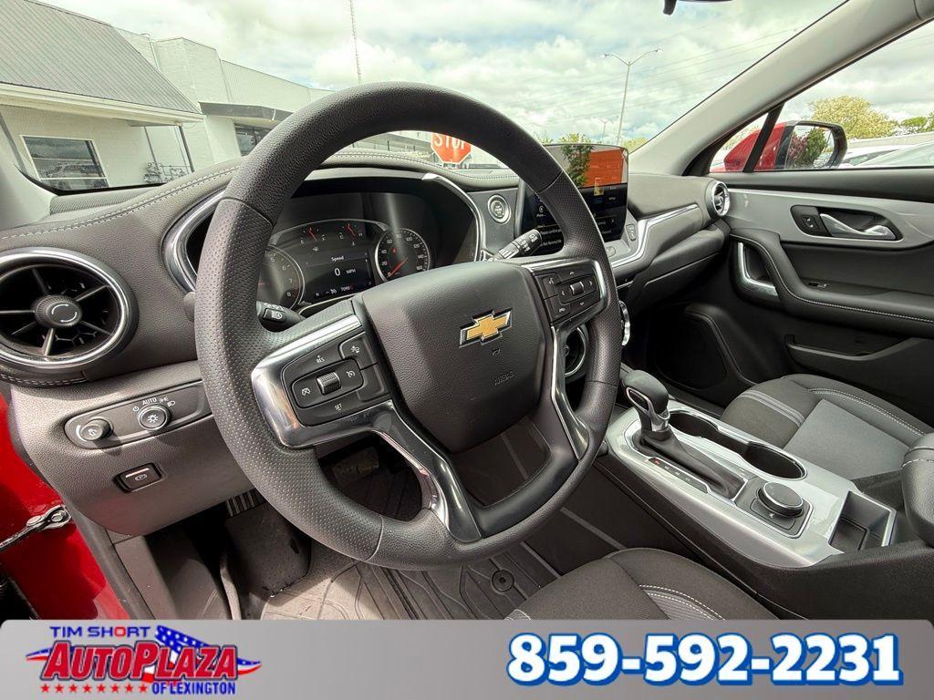 used 2024 Chevrolet Blazer car, priced at $27,900