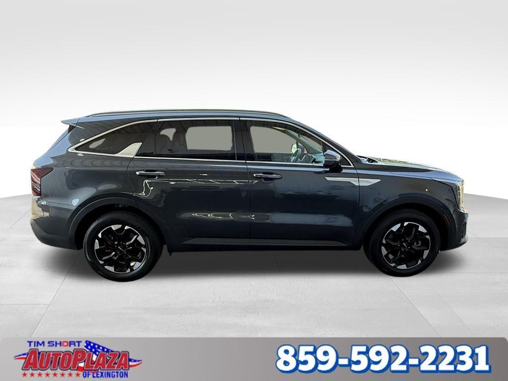 used 2024 Kia Sorento car, priced at $27,200