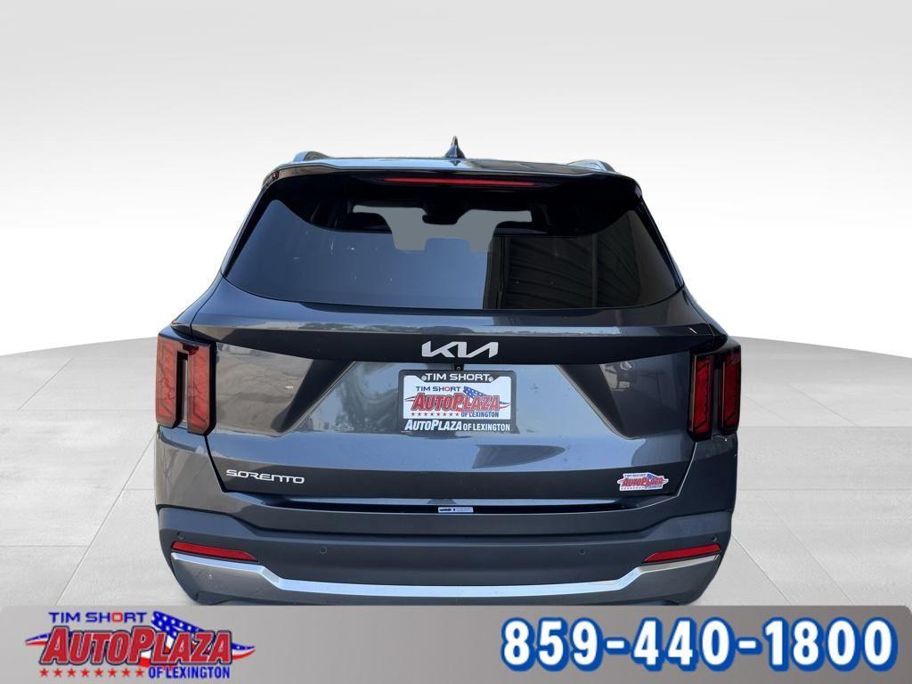 used 2024 Kia Sorento car, priced at $26,900