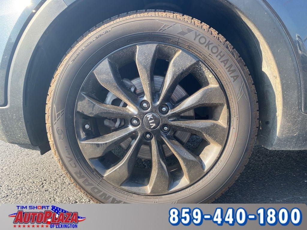 used 2020 Kia Sorento car, priced at $15,200