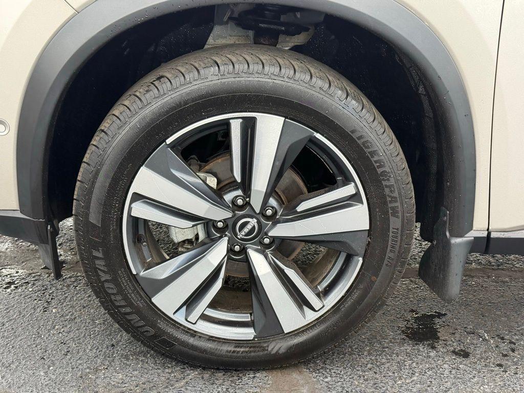 used 2022 Nissan Rogue car, priced at $29,929