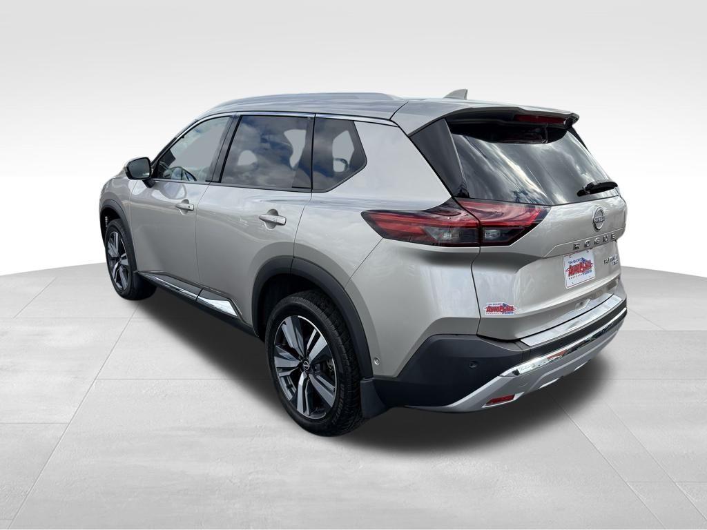 used 2022 Nissan Rogue car, priced at $29,929