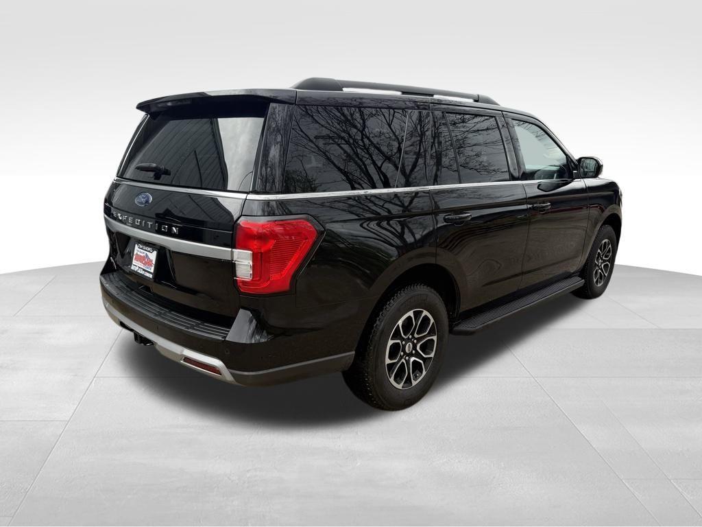 used 2024 Ford Expedition car, priced at $53,990
