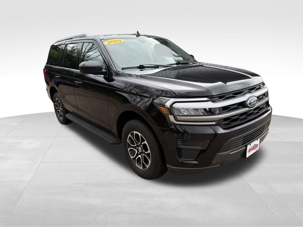 used 2024 Ford Expedition car, priced at $53,990
