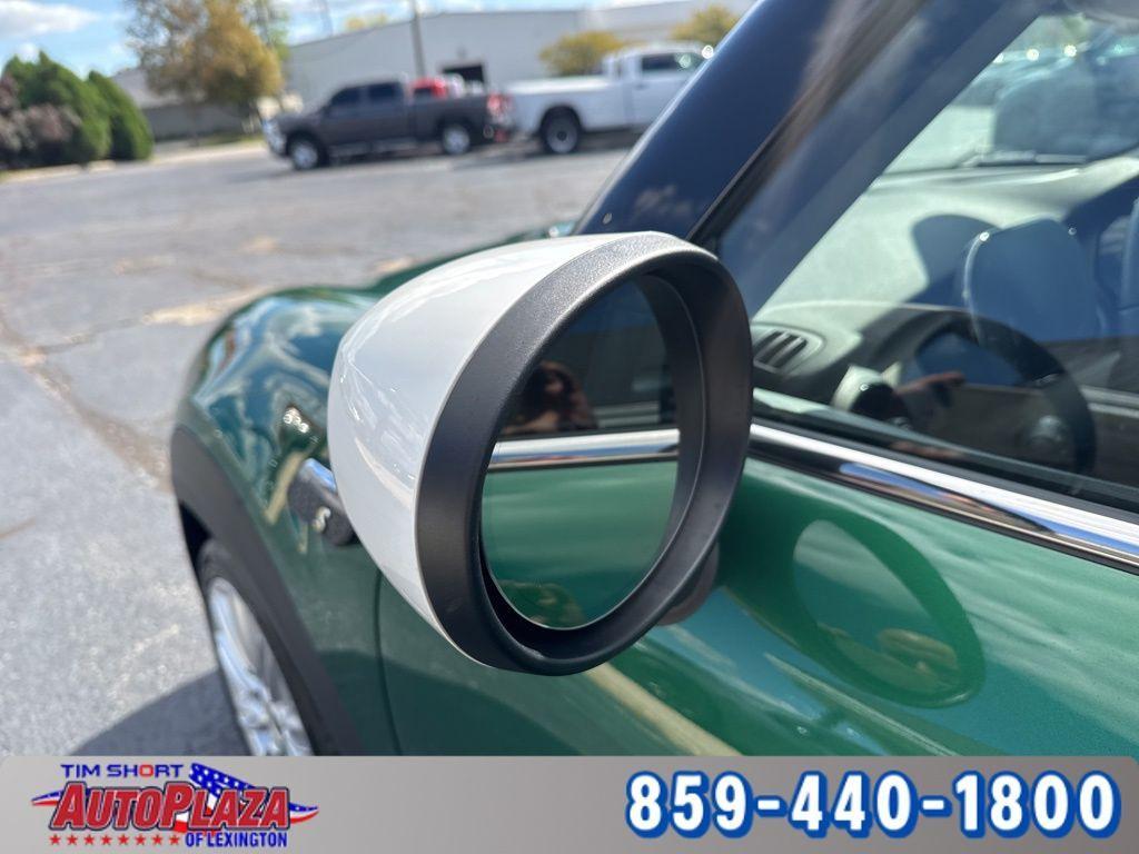 used 2023 MINI SE Hardtop car, priced at $21,000