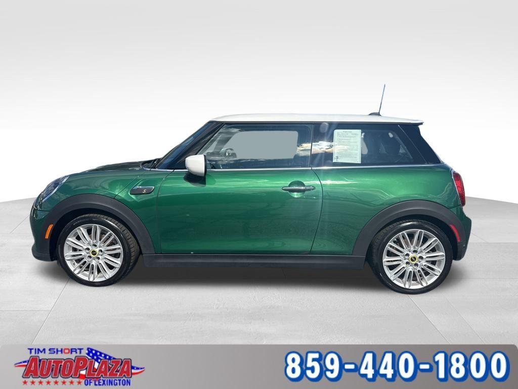used 2023 MINI SE Hardtop car, priced at $21,000
