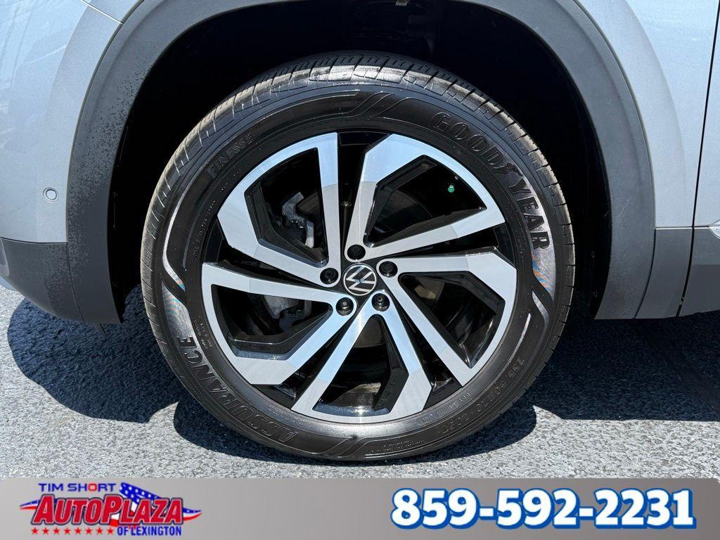 used 2020 Volkswagen Atlas Cross Sport car, priced at $31,000